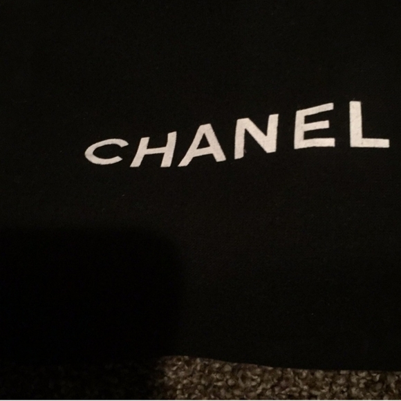 Chanel Handbag - Picture 6 of 6